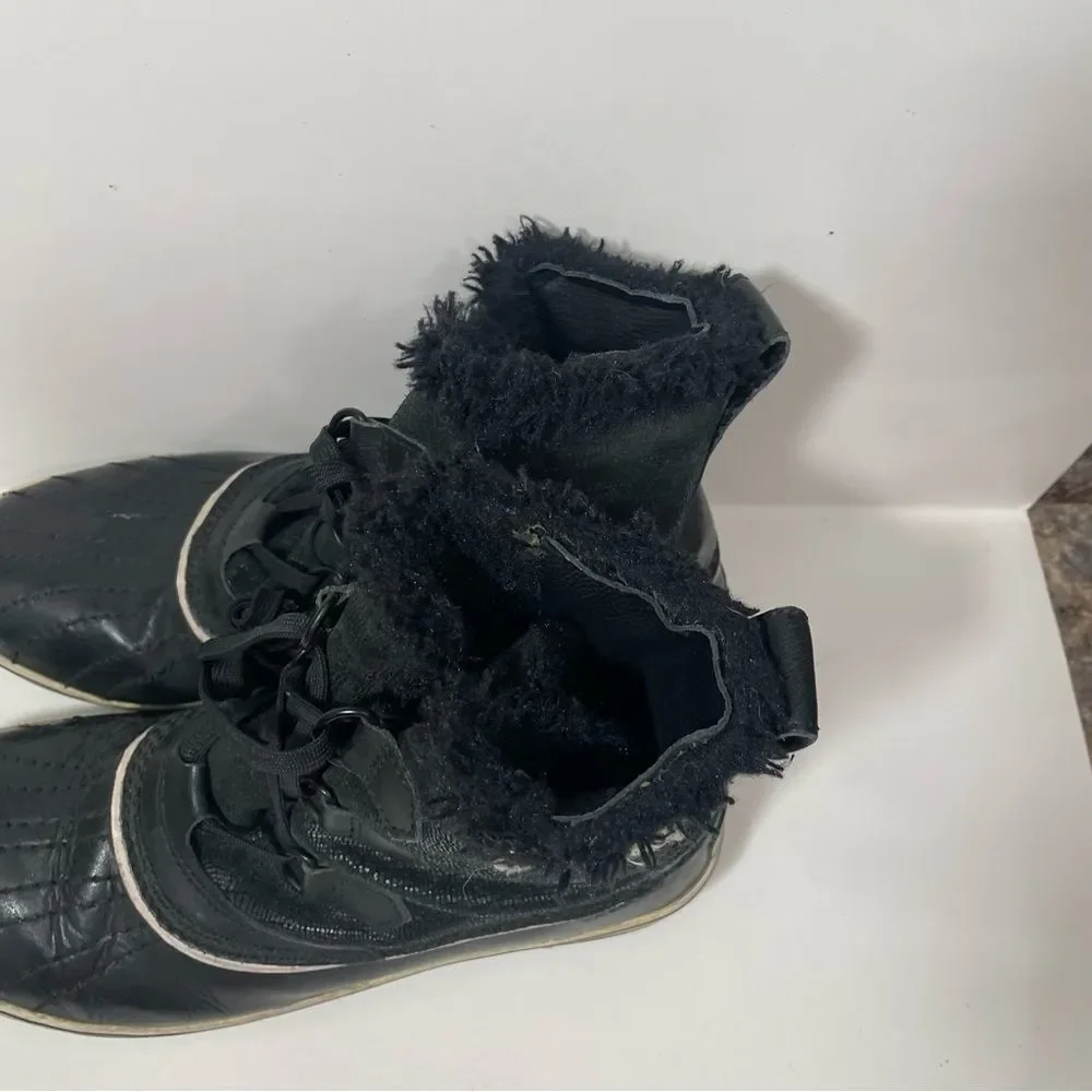 Sorel Black Fur Lined Ankle Winter Boots